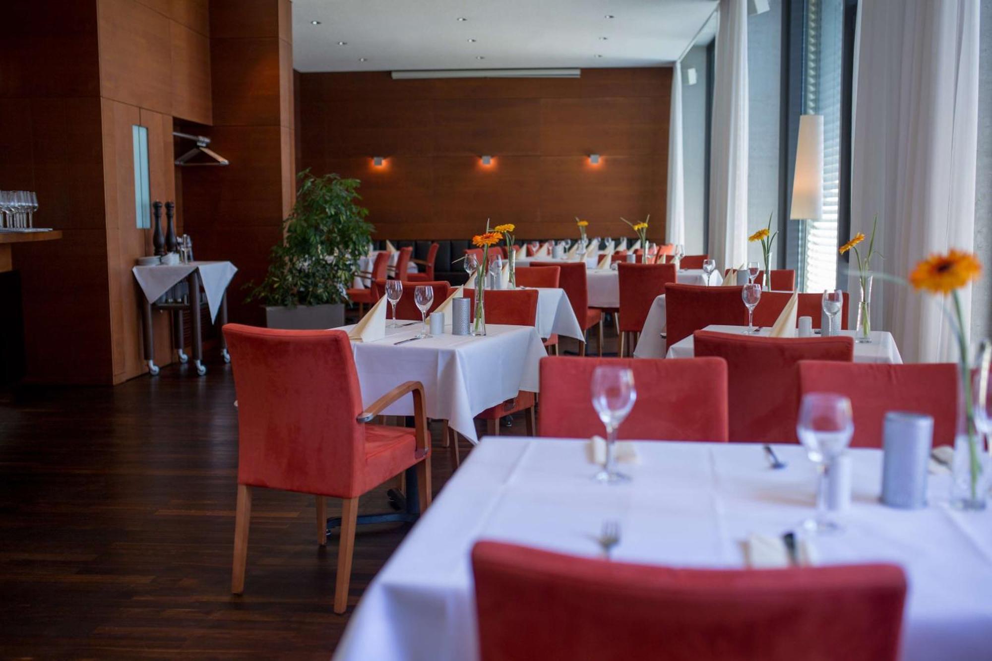Rugs Hotel Am Schlosspark Lichtenwalde Екстер'єр фото